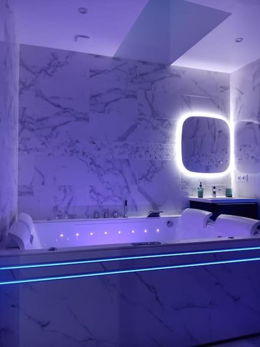 Maison Avec Jacuzzi - Louvres Proche Roissy Cdg - Paris מראה חיצוני תמונה